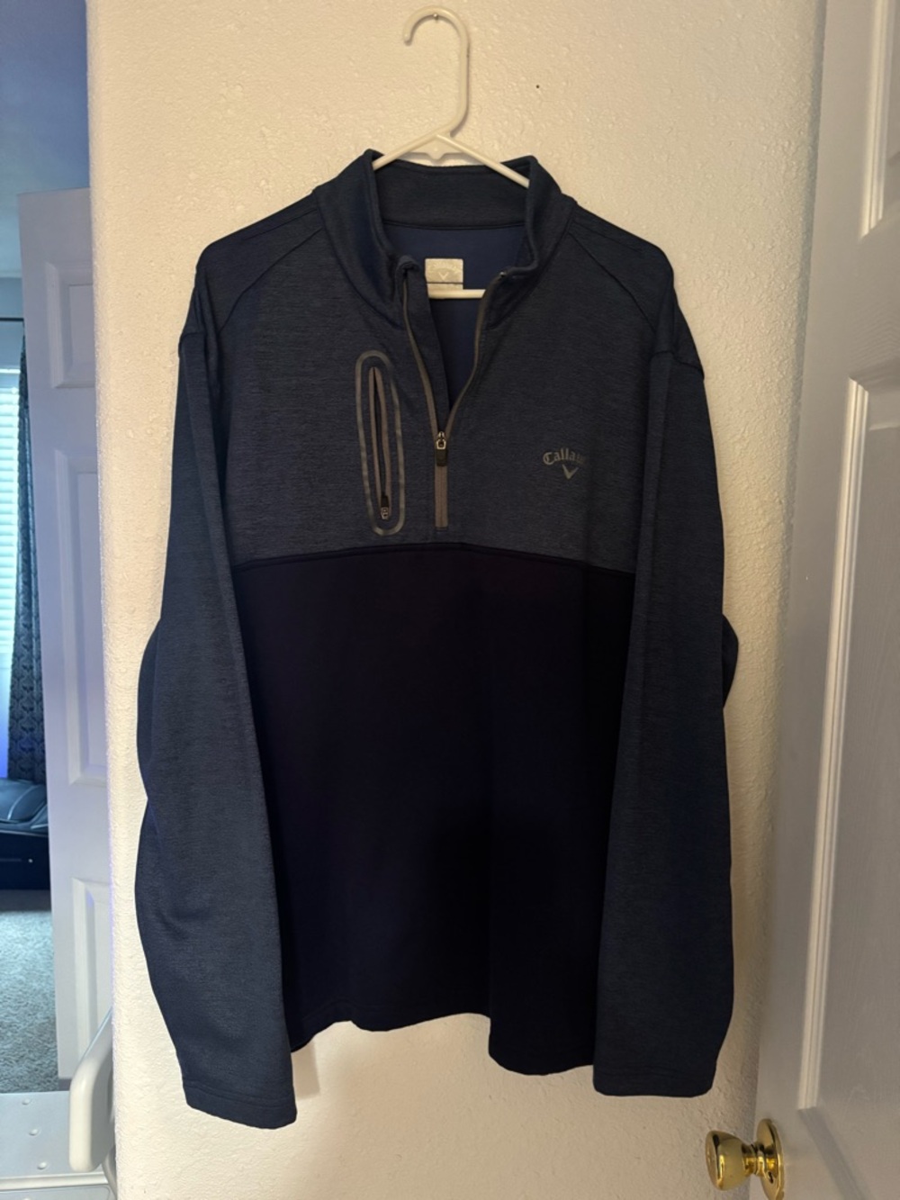 Callaway Men’s Two-Tone Blue Quarter-Zip Pullover